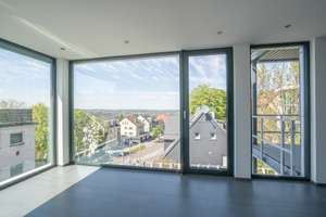 Stilvolle 4,5-Zimmer-Wohnung mit Panoramablick und Balkon über den Stuttgarter Talkessel