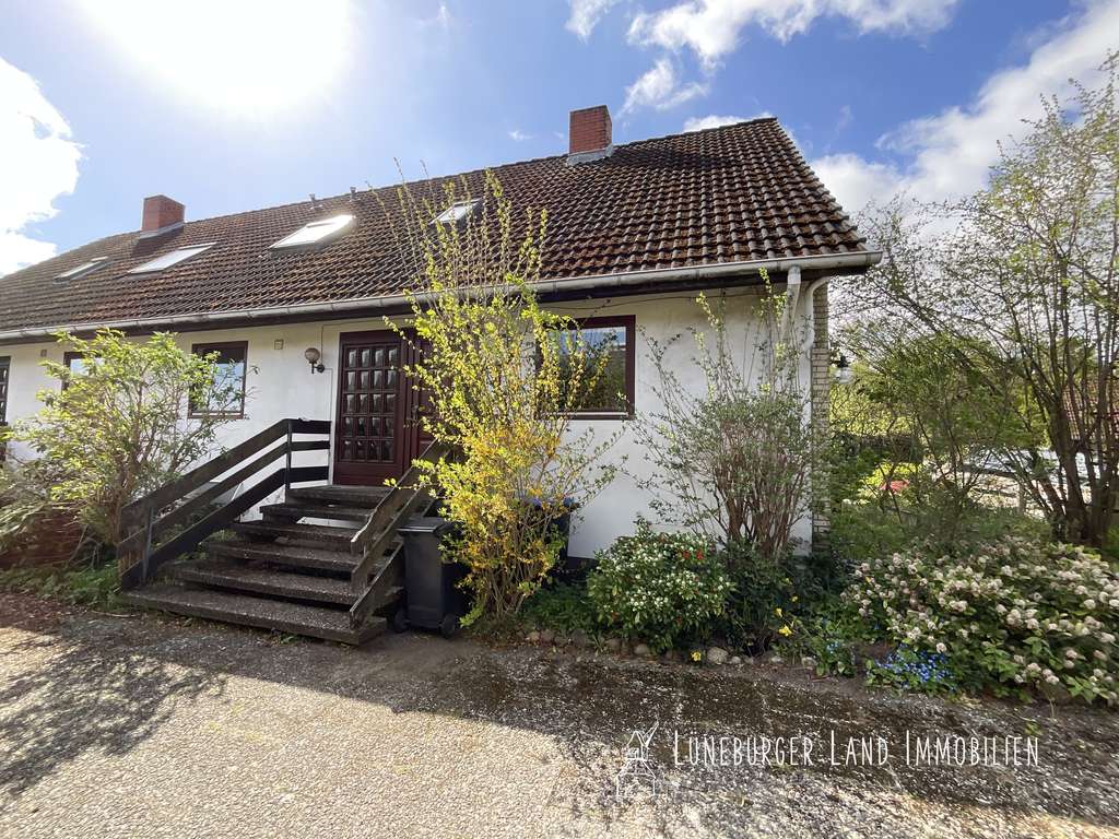 Immobilie in Südergellersen - Schöne Doppelhaushälfte mit Garten und Garage in Südergellersen - Bild 0