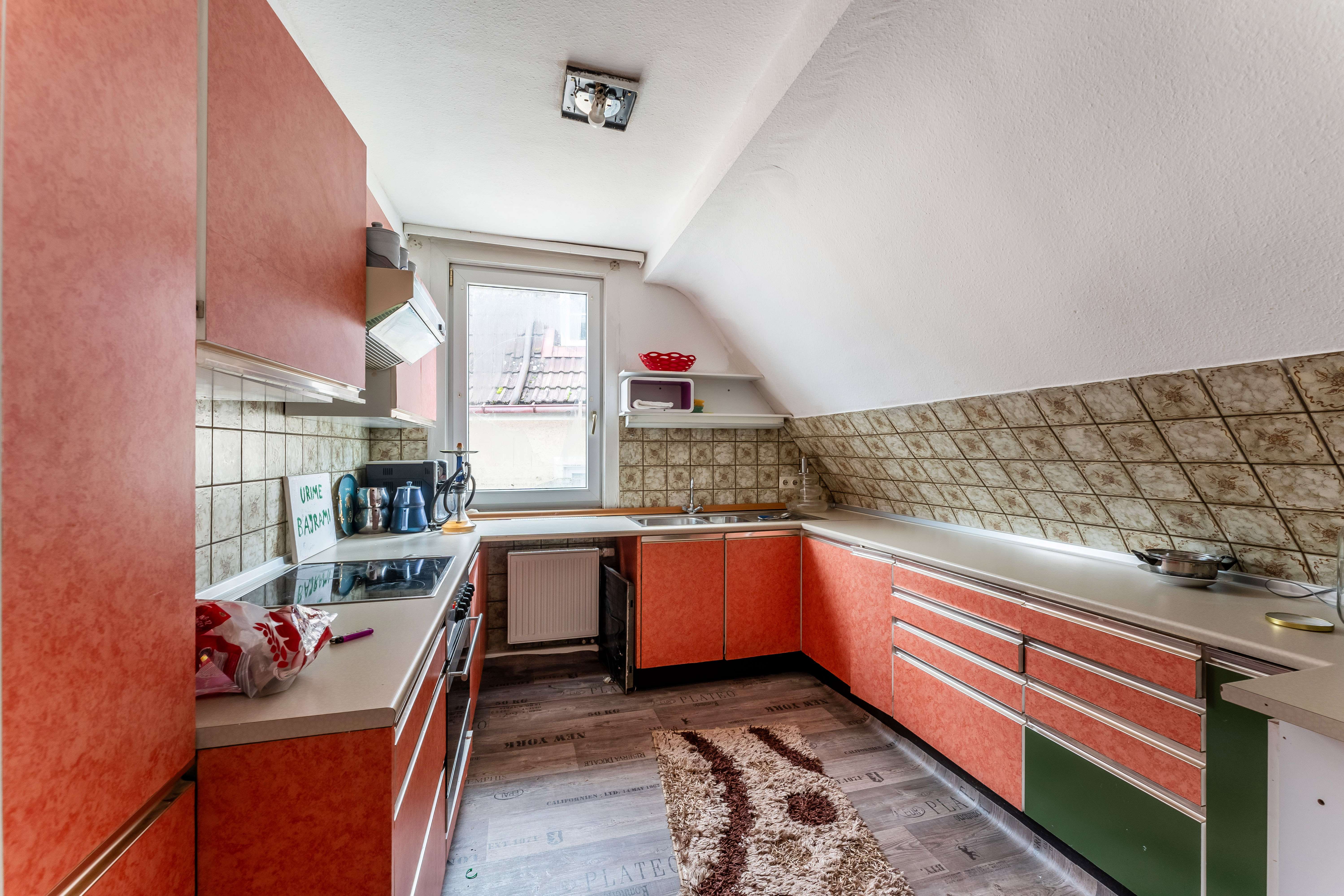 Immobilie in Schramberg - Anlageobjekt mit zwei vermieteten Wohnungen + Ladenlokal und sechs PKW-Stellplätzen - Bild 0