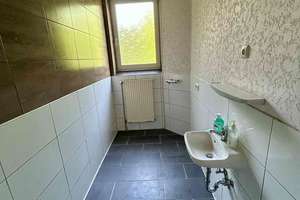 Zweifamilienhaus mit diversen Nutzungsmöglichkeiten – Die vollständige Adresse der Immobilie erhältst du vom Anbieter., 26434 Wangerland – Vorschaubild 6