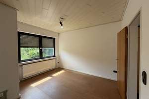 Ebenerdiger Bungalow in zweiter Reihe in begehrter Lage von Oldenburg-Bürgerfelde sofort bezugsfrei – Die vollständige Adresse der Immobilie erhältst du vom Anbieter., 26121 Ziegelhof, Oldenburg (Oldenburg) – Vorschaubild 22