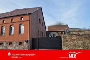 Frisch saniertes Haus mit Restarbeiten