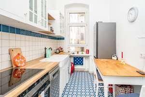Im Herzen Friedenaus! Ruhige Altbau-Wohnung; 2 Zimmer, neue Küche, Stuck, Holzdielen, Balkon. – Die vollständige Adresse der Immobilie erhältst du vom Anbieter., 12161 Friedenau, Berlin – Vorschaubild 8