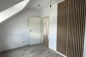 Helle, großzügige 4 Zimmer-Wohnung mit  Gäste-WC – Am Badezentrum 154, 47800 Bockum, Krefeld – Vorschaubild 6