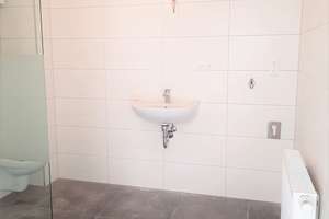 4-Zimmer-Wohnung mit eigenem Garten! – Max-Planck-Str. 1, 86438 Kissing – Vorschaubild 2