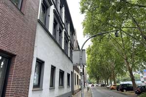 Mehrfamilienhaus im Herzen von Oberhausen, zu Fuß zum Centro shoppen oder doch Topgolf? – Die vollständige Adresse der Immobilie erhältst du vom Anbieter., 46047 Marienkirche, Oberhausen – Vorschaubild 2