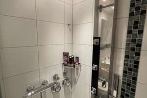 Pendlerwohnung, völlig möbliert und mit Balkon und EBK in Hannover am Aegi – Höltystraße 7, 30171 Südstadt, Hannover – Vorschaubild 3