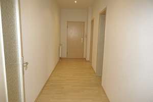 Schickes Wannenbad mit Fenster - S/O-Balkon - Stellpatz – Mosentraße 4, 9130 Sonnenberg, Chemnitz – Vorschaubild 19