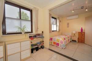 Haus im Haus - Exklusive 175 m² Maisonette-Eigentumswohnung in schönem Zweifamilienhaus mit Garten! – Die vollständige Adresse der Immobilie erhältst du vom Anbieter., 47228 Bergheim, Duisburg – Vorschaubild 10