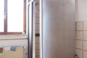 Großzügige Altbauwohnung - Hochparterre mit Gartenzugang - und Aufzug  – Heckerstraße 24, 34121 Süd, Kassel – Vorschaubild 14