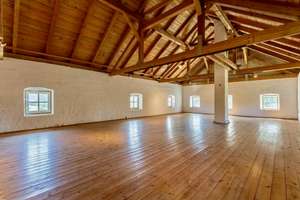 Wohnen im Grünen! 
Landhaus mit 6 Zimmern und großem Grundstück nahe Simbach am Inn – Die vollständige Adresse der Immobilie erhältst du vom Anbieter., 94166 Stubenberg – Vorschaubild 2