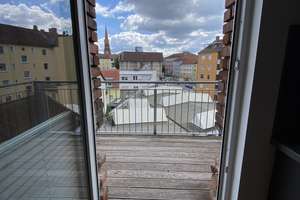 Helle kernsanierte 2Zi Altbau Wohnung top Ausstattung/Küche/Balkon/Parkett/Bad neu/elektr. Rolläden – Heynestrasse 23, 90443 Steinbühl, Nürnberg – Vorschaubild 17