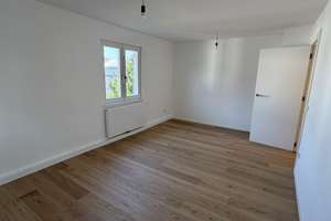 Erstbezug nach Renovierung mit herrlichem Wintergarten – Die vollständige Adresse der Immobilie erhältst du vom Anbieter., 70184 Gänsheide, Stuttgart – Vorschaubild 7