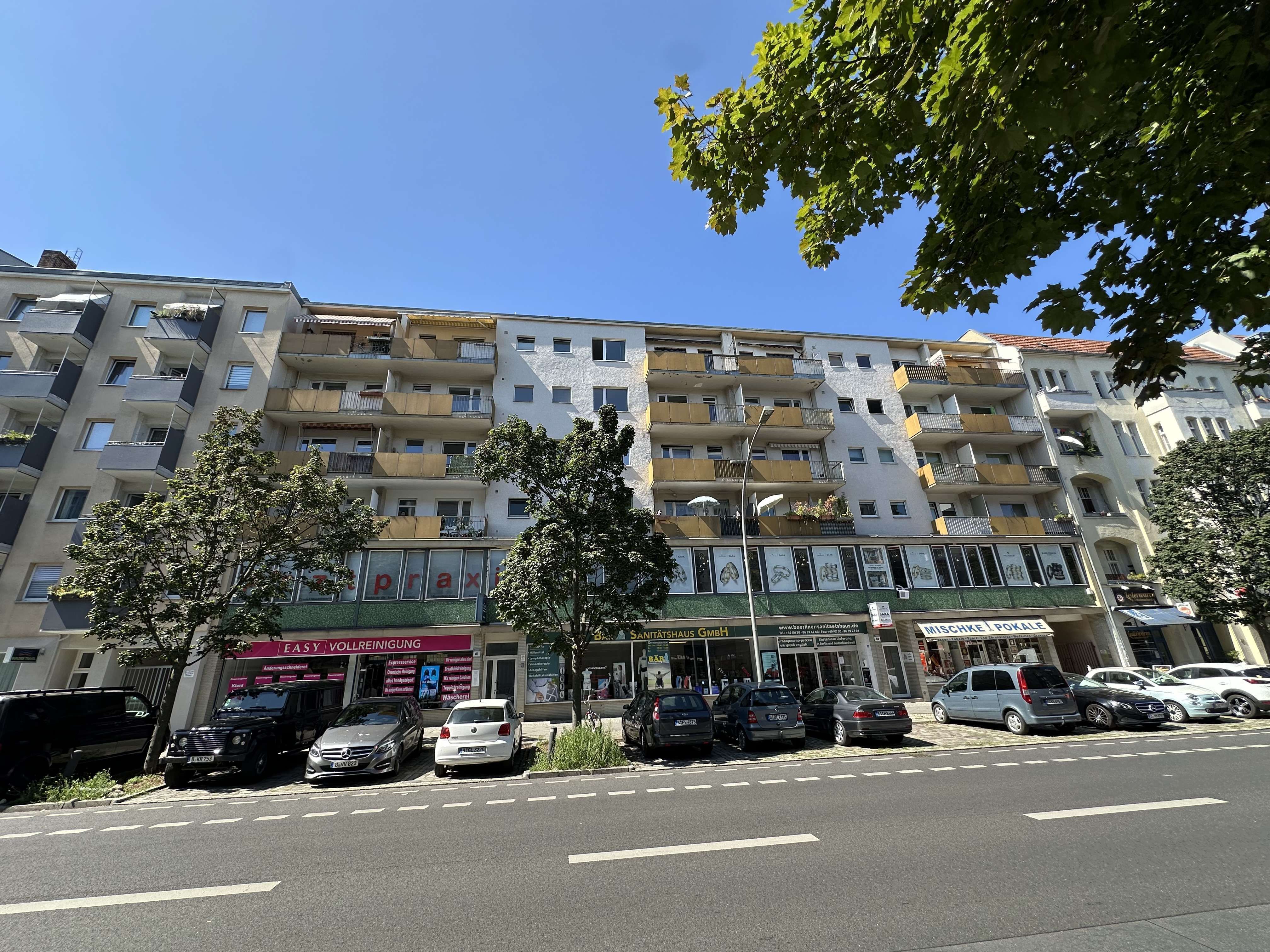 Rohdiamant nahe Volkapark Wilmersdorf!Praktisch geschnittene 2-Zi.-Wohnung zur Selbstverwirklichung!, Berlin – Bild 1