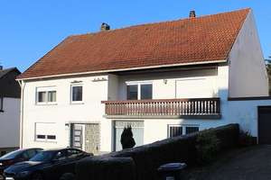 1-2 Familienhaus mit viel Potenzial im naturnahen Umfeld – Die vollständige Adresse der Immobilie erhältst du vom Anbieter., 66839 Schmelz – Vorschaubild 1