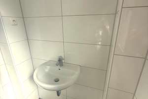 Mitten in der Essener Innenstadt - helle 2-Zimmer-Wohnung mit Tageslichtbad – Maxstraße 24, 45127 Stadtkern, Essen – Vorschaubild 5