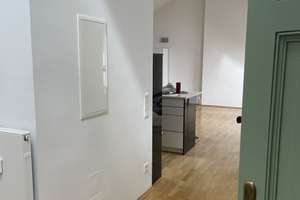Helles Zuhause mit viel Platz in der Ludwigsvorstadt, befristet auf 3 Jahre – Die vollständige Adresse der Immobilie erhältst du vom Anbieter., 80335 Sankt Paul, München – Vorschaubild 11