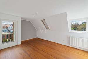 Charmantes Einfamilienhaus mit Einliegerwohnung und großem Garten – viel Raum für Ihre Wohnideen – Die vollständige Adresse der Immobilie erhältst du vom Anbieter., 79227 Schallstadt – Vorschaubild 9