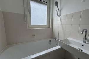 Einziehen und wohlfühlen ! Ideale, geräumige 2-Zimmer-Wohnung mit Balkon, Einbauküche und Stellplatz – Hauberrisserstraße 25, 65189 Südost, Wiesbaden – Vorschaubild 7
