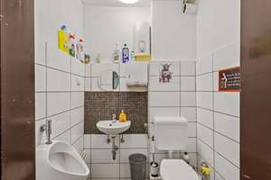 Bis zu 8% Rendite - Charmantes Mehrfamilienhaus in Bochum mit 8 WE + Lagerhalle + 9 Garagen – Werner Hellweg 467, 44894 Werne, Bochum – Vorschaubild 52