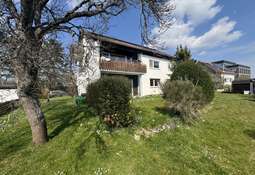 Blick aufs Haus von der Gar...