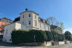 3 Zimmer Wohnung- frisch renoviert, mit Gartennutzung!