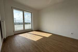 Ab 01.11.26: Traumhafte 3-Zimmer-Wohnung mit Panoramablick über Köln – Neuehrenfeld – Iltisstraße 166, 50825 Neuehrenfeld, Köln – Vorschaubild 2
