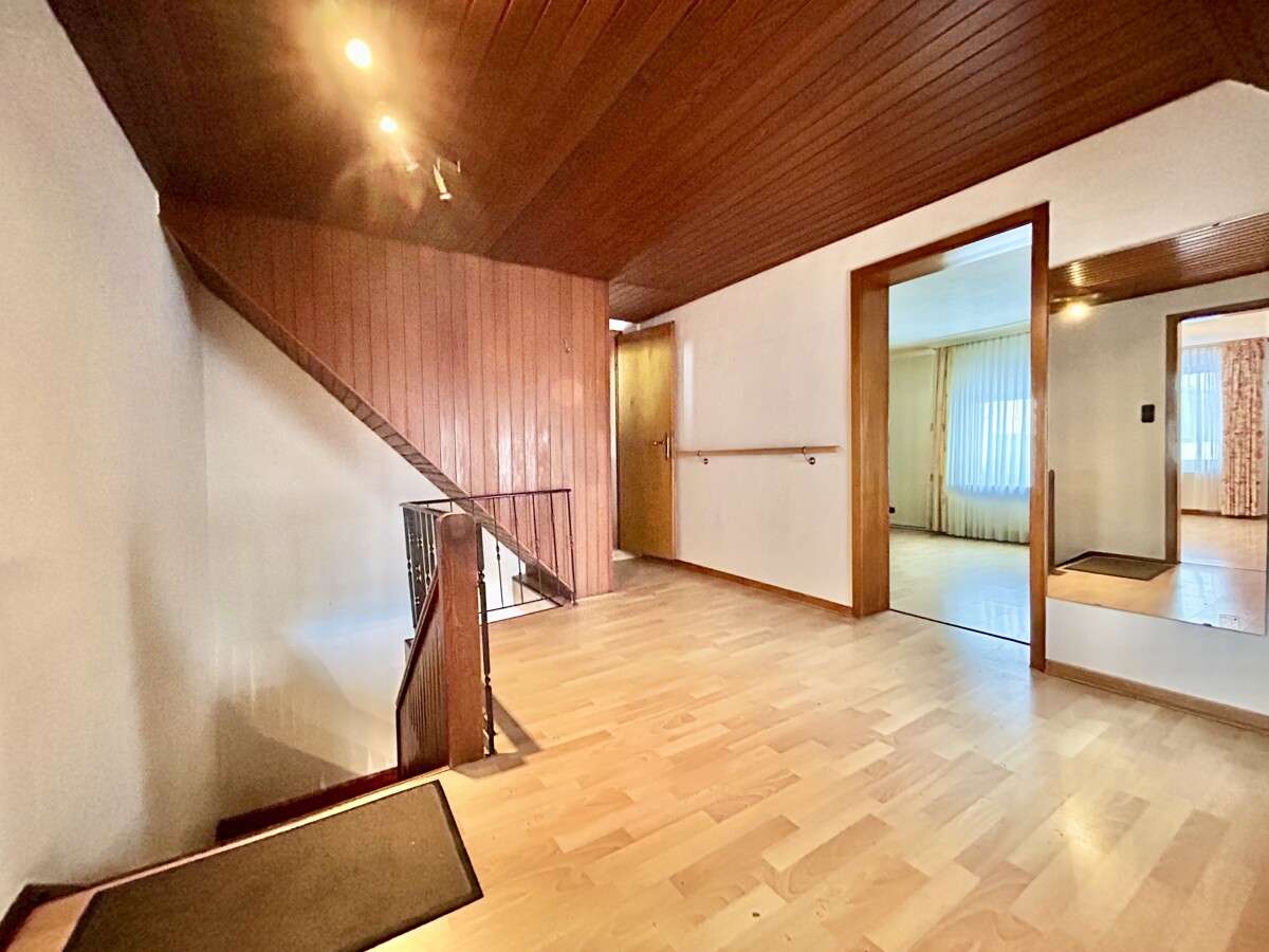 Immobilie in Atzelgift - **Großzügiges Wohnhaus mit traumhaftem Areal in Atzelgift** - Bild 1