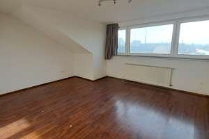 Nette/r Mieter/in mit Gehaltsnachweis für 3 Zi.-Wohnung gesucht ! – Marientorstrasse °, 47051 Altstadt, Duisburg – Vorschaubild 10