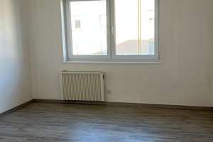 Helle 3-Zimmer-Wohnung im 2. OG in Bochum-Kruppwerke – Essener Straße 43, 44791 Kruppwerke, Bochum – Vorschaubild 3
