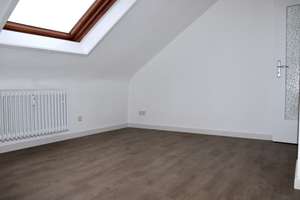 Gemütliche  Dachgeschosswohnung zu vermieten – Die vollständige Adresse der Immobilie erhältst du vom Anbieter., 68259 Wallstadt, Mannheim – Vorschaubild 3
