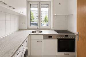 2 Zimmer Gartenwohnung mit Küche – Schmalkaldener Straße 14, 80807 Milbertshofen, München – Vorschaubild 4