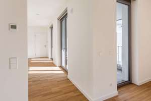3-Zimmer-Neubauwohnung mit offenem Wohnkonzept und großer Süd-Terrasse zum Innenhof – Weimarer Straße 1, 10625 Charlottenburg, Berlin – Vorschaubild 5