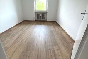 3-Zimmer mit Süd-Balkon in Feldkirchner Str. in Ingolstadt – Die vollständige Adresse der Immobilie erhältst du vom Anbieter., 85055 Nordost, Ingolstadt – Vorschaubild 4