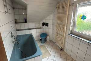 Großzügiges Anwesen in ruhiger Feldrandlage direkt in Fronhausen/Lahn, kurzfristig verfügbar ! ! – Marburg-Biedenkopf (Kreis) – Vorschaubild 17