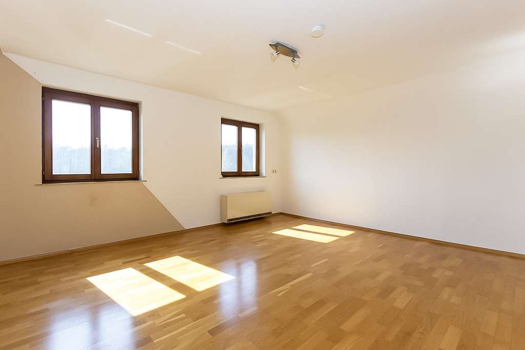 Immobilie in Rechtenstein - Wo Gemütlichkeit auf Natur trifft - Zuhause mit Herz und purer Wohlfühlatmosphäre - Bild 4