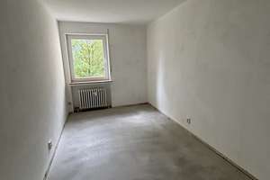 Familienfreundliche 4-Zimmer-Wohnung mit Balkon und Waschmaschinenanschluss in der Wohnung – Einhardstraße 39, 36039 Fulda – Vorschaubild 6