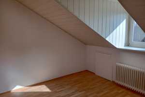Stilvolle 2-Zimmer-DG-Wohnung in Karlsruhe – Karlsruhe – Vorschaubild 3