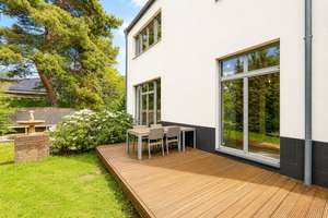 Exklusive Bauhaus-Villa mit großem Garten und 5 Zimmern – Die vollständige Adresse der Immobilie erhältst du vom Anbieter., 13156 Niederschönhausen, Berlin – Vorschaubild 12