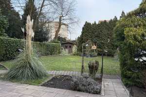Wunderschönes und gepflegtes Zweifamilienhaus mit durchdachter Aufteilung in ruhiger Lage von Essen – Essen – Vorschaubild 2