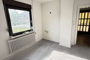 Familien! Freistehendes und modernisiertes Einfamilienhaus in attraktiver Wohnsiedlung! – Die vollständige Adresse der Immobilie erhältst du vom Anbieter., 40472 Rath, Düsseldorf – Vorschaubild 9