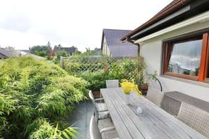 VIEL PLATZ ZUM WOHNEN, ARBEITEN & ENTSPANNEN - GROSSE TERRASSE & POOL- GARAGE FÜR 2 PKW – Heiterwanger Weg 36 po, 12209 Lichterfelde, Berlin – Vorschaubild 16