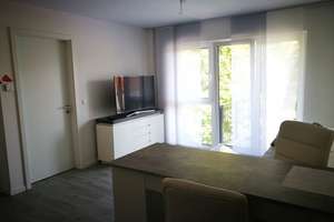 Charmantes 1,5-Zimmer-Apartment, voll möbliert, in zentraler Lage – Wassermannstraße 73, 12489 Adlershof, Berlin – Vorschaubild 4