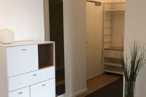 Wunderschöne möblierte, helle 2-Zi-Whg. mit EBK 4. OG Südbalkon mit unverbautem Blick – Erich-Nehlhans-Straße 25, 10247 Prenzlauer Berg, Berlin – Vorschaubild 11