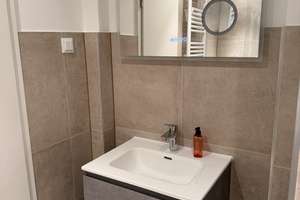Frisch sanierte 3 Zimmer Wohnung mit zwei Balkonen in Rheinlage von Düsseldorf – 40545 Oberkassel, Düsseldorf – Vorschaubild 15