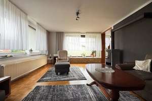 Flexibles Wohnkonzept: Großzügiges Wohnhaus mit Arbeitsbereich und Garten in 78586 Deilingen – Die vollständige Adresse der Immobilie erhältst du vom Anbieter., 78586 Deilingen – Vorschaubild 11