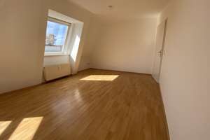 5-Zimmer-Dachgeschoss in der Triftstraße – Die vollständige Adresse der Immobilie erhältst du vom Anbieter., 99086 Ilversgehofen, Erfurt – Vorschaubild 7