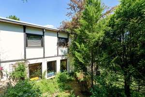 Ein Zuhause mit Herz und Raum für die ganze Familie – in bester Wohnlage von Rinteln – Die vollständige Adresse der Immobilie erhältst du vom Anbieter., 31737 Rinteln – Vorschaubild 4