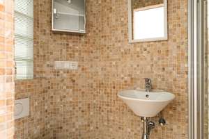 Exklusive drei Zimmer Balkon-Wohnung Nähe Bernauer Strasse in Berlin-Mitte zu verkaufen! – Die vollständige Adresse der Immobilie erhältst du vom Anbieter., 10115 Mitte (Ortsteil), Berlin – Vorschaubild 5