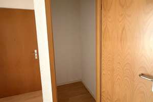 Tolles Familiendomizil mit großem Balkon in beliebter grüner Lage – Am Birnengarten 76a, 39116 Ottersleben, Magdeburg – Vorschaubild 4